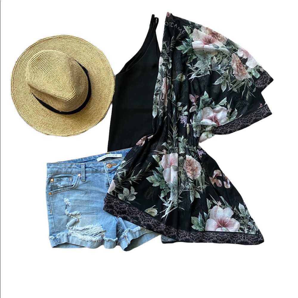 Hot Dame One-Size Kimono Cover/Shrug/Cardigan